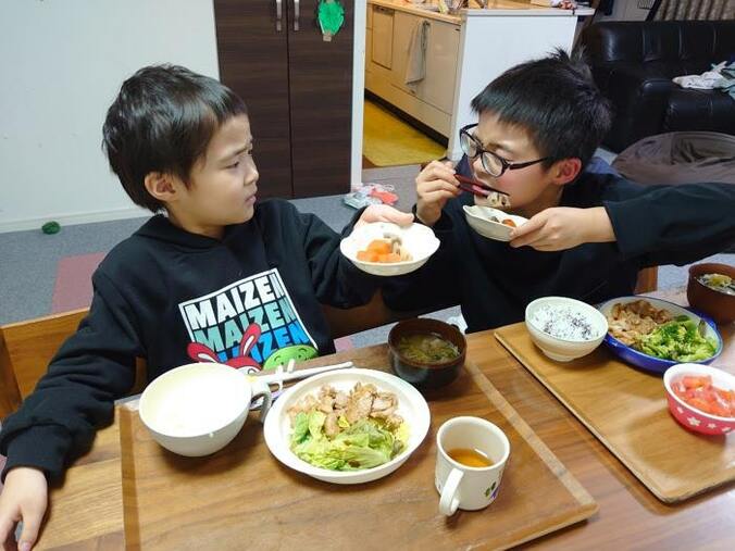  山田花子、息子達の反応が悪かった料理「食卓が、盛り上がったわ～」  1枚目