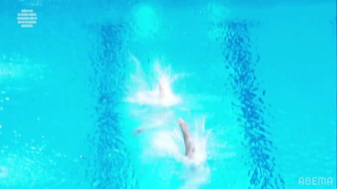 揃いすぎ！11歳“年の差ペア”の圧巻シンクロに拍手喝采！完全一致の“同調演技”→ノースプラッシュに「完璧」「素晴らしい！」 5枚目