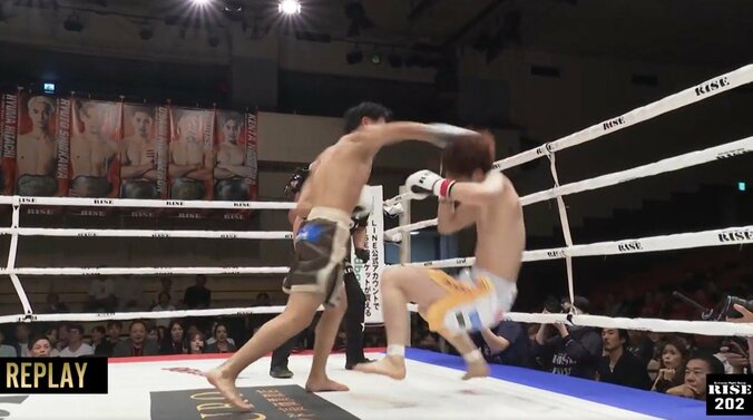 右フック