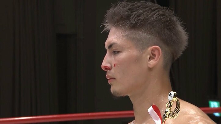 戦慄の左カウンターで“大の字”失神KO 「この男の左は半端じゃない」実況驚き