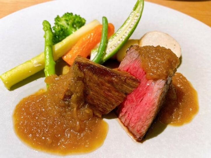  あいのり・桃、3000円追加で払って堪能したレストランのメイン料理「こりゃすごい！」 