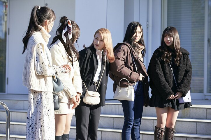 『恋ステ 2021冬Tokyo』ななか×ヒナ×ひまり×みさ×ここインタビュー ここのおばあちゃんはとらい推し！学校で人気のメンバーは？