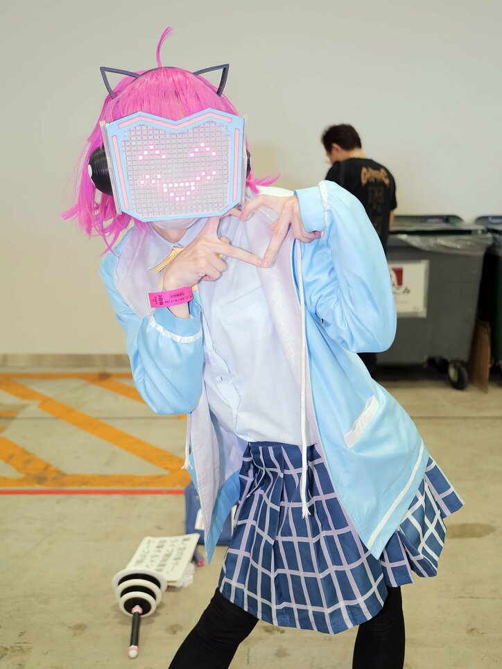 [Photos/Images] Adjusting 0.1mm Errors with Filing... A High-Tech 'Love Live!' Rina Cosplay with a Board Created Through Enormous Effort 7th