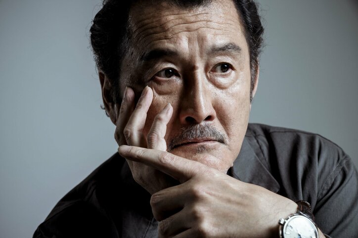 吉田鋼太郎、若手俳優から刺激を受ける日々「あいつらに抜かれたくない!」