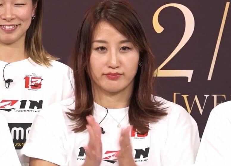 「二の腕すごっ」「筋肉が美しい」“美ボディ”MMA女子ファイターに驚きの声