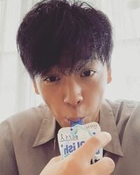 竹内涼真が「クーリッシュ」に食いつくヤンチャな動画に「食べ方可愛い」「か、かわいすぎる」と悶絶の声