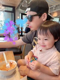 アレクサンダー『GUCCIで誕生日プレゼント買うかな❤️』