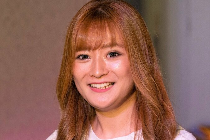 父親はBreakingDown瓜田純士！ 元アイドル・レイアが合コンに登場しヒロミ＆指原がビジュアルを絶賛「可愛いっ！」 1枚目