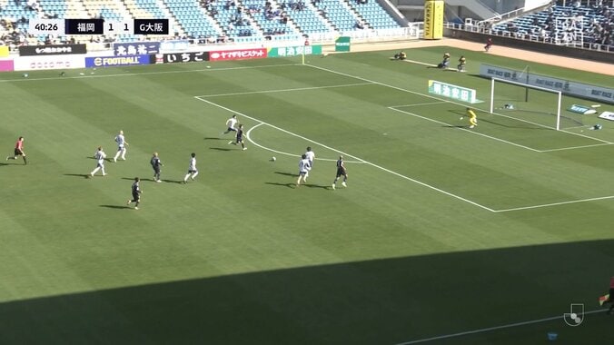 ほぼ奇跡！G大阪DF、ゴールラインギリギリの執念の神クリアが話題「半田の1mm」「ベストセーブいけるで」 5枚目