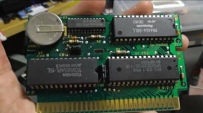 お宝を復活させよう！セーブできなくなったファミコンカセットの電池交換方法解説動画 7枚目
