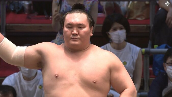 「早く“白照”決戦みたい」白鵬、照ノ富士が無傷の11連勝で高まる大一番への期待 1枚目