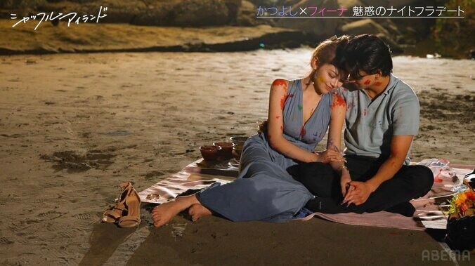 スタイル抜群美人ダンサー、海外で活躍中のイケメンサッカー選手と絵の具まみれでキス！妖艶なダンスも披露  5枚目