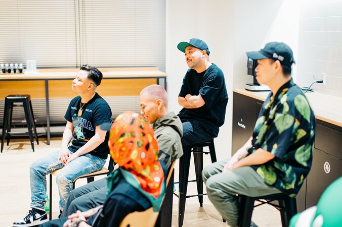 DJ Hazime&DJ Watarai feat.SIMON,week dudus&Young Dalu「我々は曲を作るなりパーティーを開けるなりして ”とにかく頑張って生きていこう”しかない」参加MCらとともに胸中を語る 9枚目