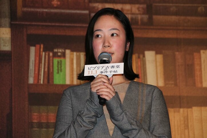 成田凌、舞台挨拶中に大量発汗「人前に出るのが久々すぎて緊張」