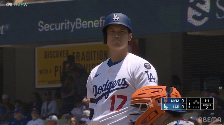 【写真・画像】「ボールやろ」大谷翔平への“際どい判定”に不満の声噴出…微妙な1球も大谷は首を振り、連日の光景にファンが怒り「AI審判早く導入」　1枚目