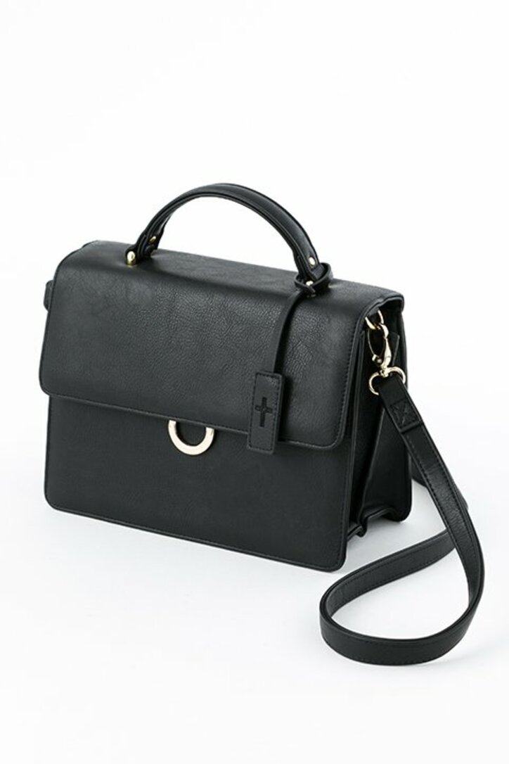 アニメ『血界戦線 & BEYOND』レオナルドとクラウスが手元に! 佐藤さきコラボのショルダーバッグとポーチが発売