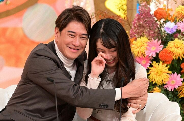 【写真・画像】川﨑麻世(62)、21歳年下美人妻は元アイドルだった！現在は料理研究家として活躍、料理の腕前は「プロ級」　1枚目