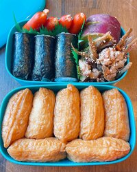 みきママ『お稲荷さんと海苔巻き弁当です!!』