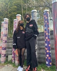 『恋ステ』人気カップル“ゆきりり”ゆきと＆リリカ、おそろコーデで京都デート 「お似合いすぎてにやける」「ゆきりり尊いです」の声