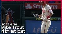 【映像】またトラウトの頭付近にボールが！トラウトは笑顔見せる