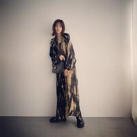 桐谷美玲、クールな秋服コーデを披露 「お顔ちっちゃくて9頭身」「カッコいい」と絶賛の声