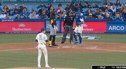 何が起きた…？ 佐々木朗希の魔球に“ドン引き”「エグいな」 怪物バッターが呆然… 急降下スプリットに空振り三振で“棒立ち”