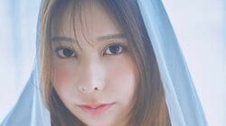 “日本一美しいDJ”NOMA、圧倒的な美貌と170cmのスタイルを披露する初グラビア 『FLASH』登場