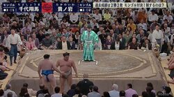 モンゴル出身力士対決にファンほっこり　土俵下での“お腹ぽんぽん”に「やさしくてかわいい」
