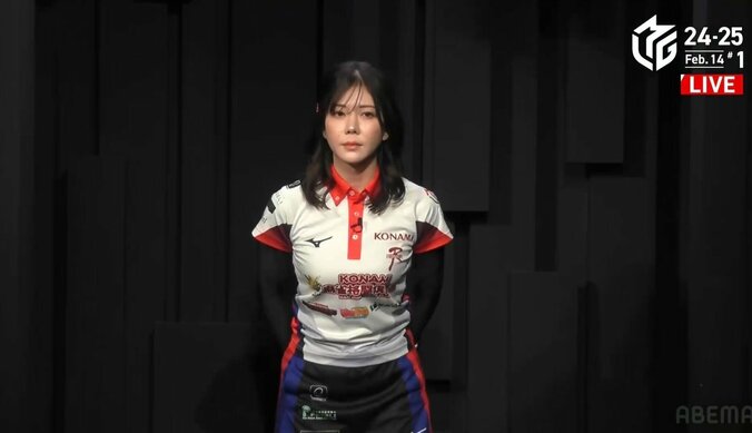 【写真・画像】人気グラビア雀士がバレンタインの夜にファンを魅了 高宮まりの抜群スタイルと特別な“髪飾り”／麻雀・Mリーグ　1枚目