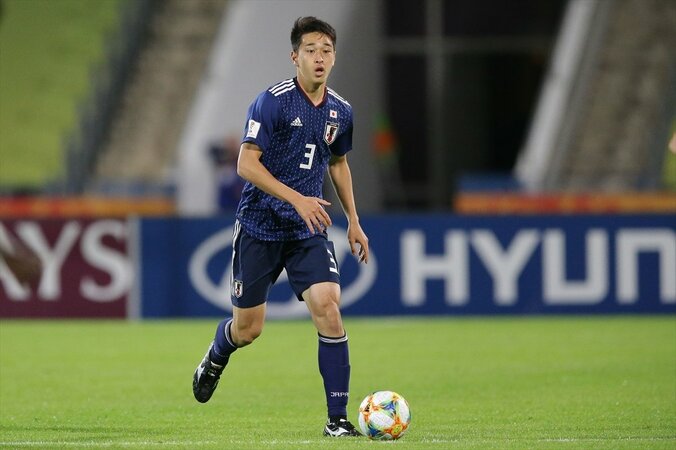 U-20日本代表小林友希がゼルビアにもたらす多くのもの。待望の左利き大型センターバックがチームを再浮上に導く！／FC町田ゼルビア 1枚目