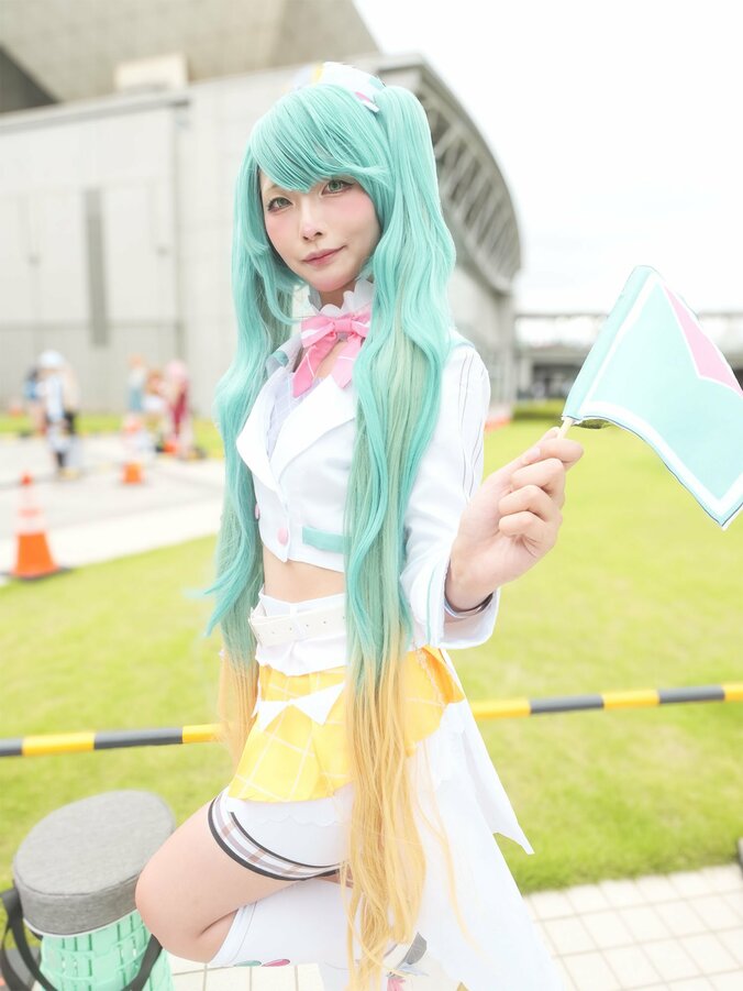 【写真・画像】初音ミク 「マジカルミライ 2024」Ver.コスプレ　3枚目