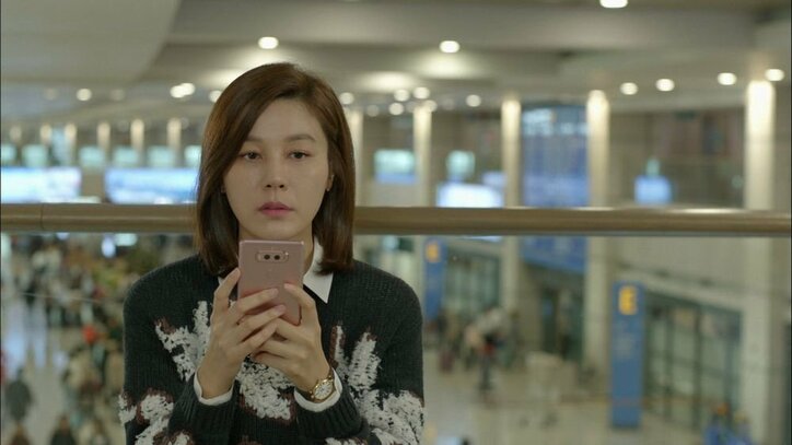 お互い配偶者がいながらの恋…演技派キム・ハヌルとイ・サンユンが織り成す大人のラブストーリー『空港に行く道』