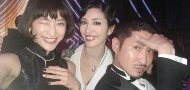 アンミカ、山田優&すみれらのドレス姿に「素敵」「惚れ惚れします」と称賛の声