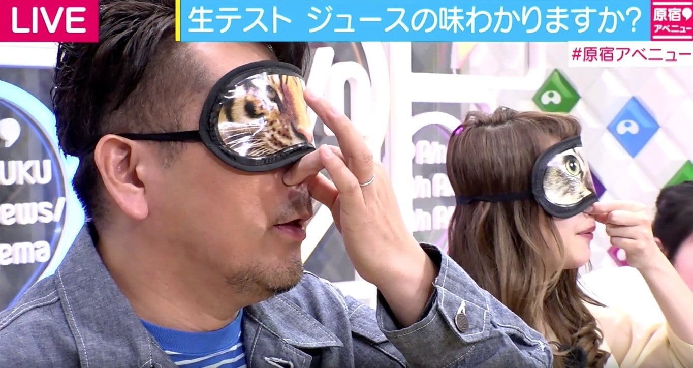 フジモン 目隠し のまま飲み物を当てられるか 話題 Abema Times