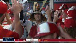 お前のおかげだよ！ 大谷翔平、衝撃の43号満塁弾直後の感動的な一コマ “緊急昇格＆即先発”ルーキーのお膳立てを労う気遣い 「ルーキー君褒められてよかったね」ファンも感激