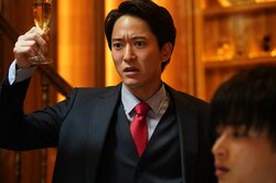 浅香航大、アルハラ上司怪演で新境地開拓！迫力満点の演技で小出恵介主演ドラマ『酒癖50』第1話を盛り上げる