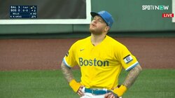 あー、やっちまったなぁ 吉田正尚の同僚バーデューゴ、ミス直後に見せた漫画みたいな「ふぅ」とため息