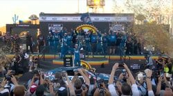 勝負のピットで「ギャンブルいった」 チャンピオン決めた“大博打”にファン沸騰「2タイヤきた」運命分かれた奇跡の瞬間