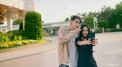 肩を寄せセルフィー、見つめ合い甘いトーク…ミチ＆ミッチェル和馬の距離の縮まり方に横澤夏子「オオカミちゃんとオオカミくんでしょ！」