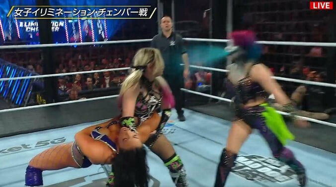 そこでやるか！ 日本人女子レスラーが“禁じ手” 米マットでブーイング浴びる 5枚目