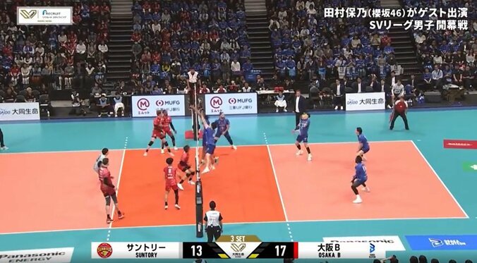 髙橋藍のスパイクが生んだワンシーン