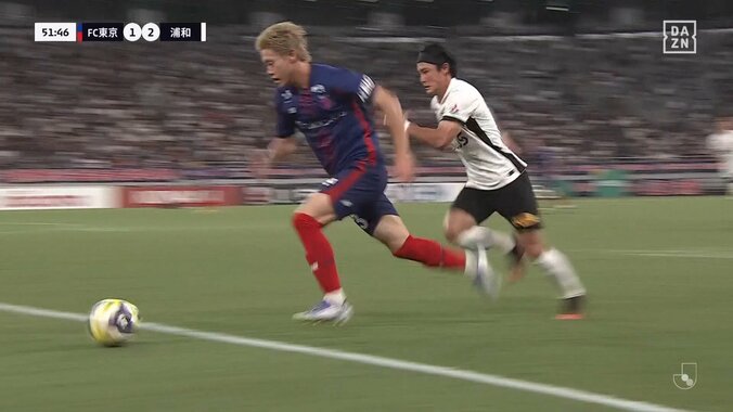 【映像】爆速50mドリブル→アウトサイドパス