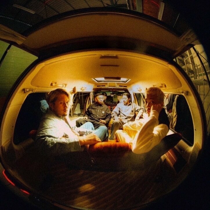 【写真・画像】　1枚目