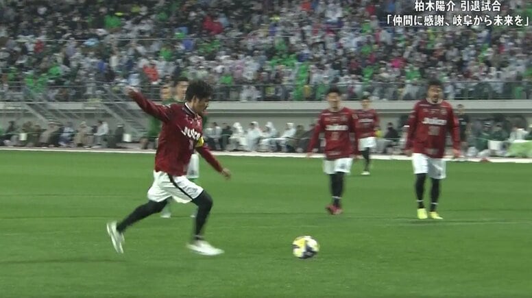 ラモス瑠偉も「しびれる」 元日本代表MF「パネェ」パネンカでPKを決めファン歓喜「それまだ出来るん」「これが見たかった」