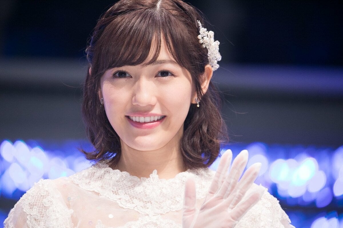 渡辺麻友、可愛いピースに衝撃の真実 指原莉乃ドン引き&ファンも驚愕 | エンタメ総合 | ABEMA TIMES | アベマタイムズ