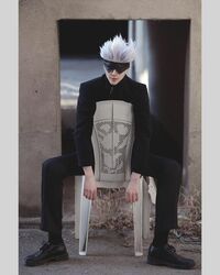 目隠しでもわかるカッコよさ！人気コスプレイヤー・唯安の「呪術廻戦」五条悟コスにファン「素敵すぎます」