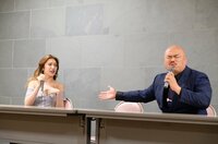 「どこ舐めてほしい？」クロちゃん、“日本一の美女レスラー”・上福に記者会見でセクハラ発言連発