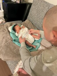 内山信二『オムツ交換‼️』