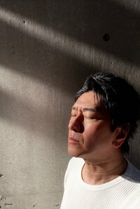 川崎麻世『右眼結膜炎になりドラマ撮影』