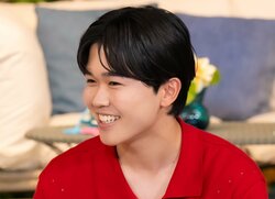 「目つむってくれへん？」鈴木福、大人気グラドルに恋人つなぎで見つめられ動揺